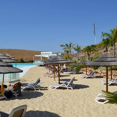 Al-1214 Alcazaba Lagoon