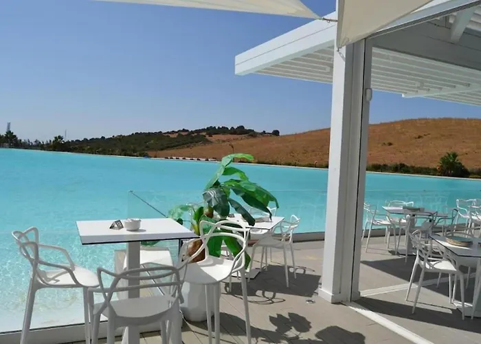 Al-1214 Alcazaba Lagoon Daire *