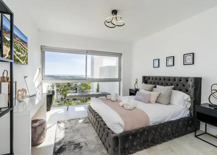 Al-1214 Alcazaba Lagoon