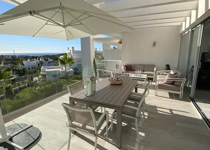 Al-1214 Alcazaba Lagoon Apartment