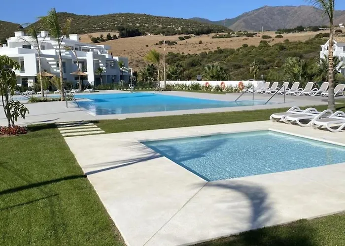 Al-1214 Alcazaba Lagoon Apartment *